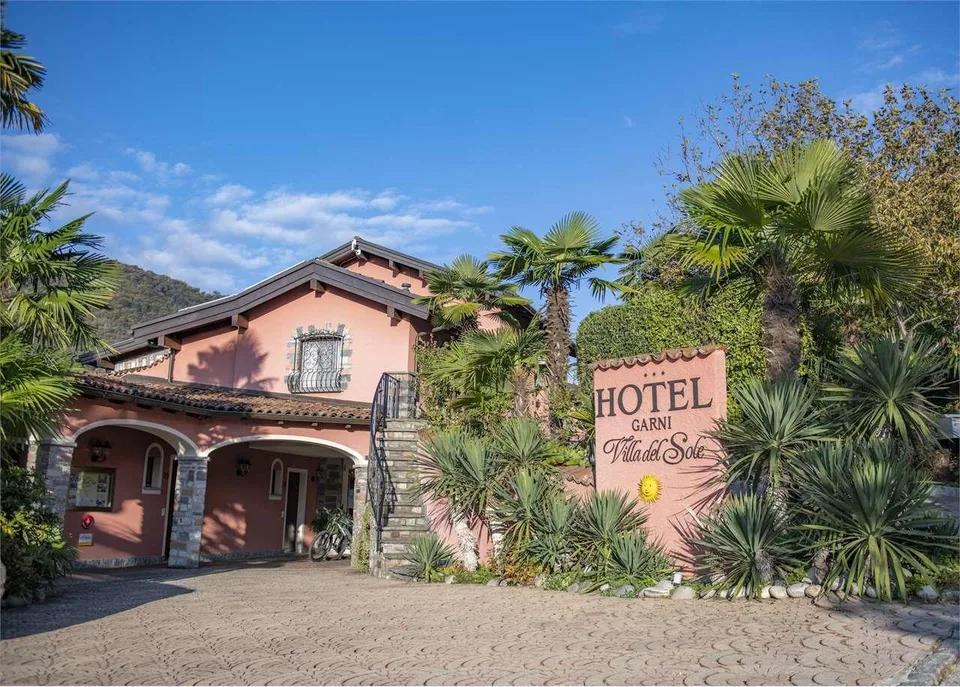 MALCANTONE - Villa trasformata in Hotel Garni