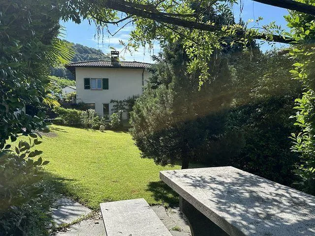 5 1/2-Zimmer-Villetta mit Garten und Baulandreserve an sehr ruhiger... – Foto 28 von 30