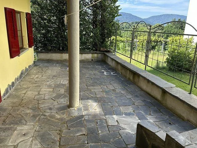 5 1/2-Zimmer-Villetta mit Garten und Baulandreserve an sehr ruhiger... – Foto 22 von 30