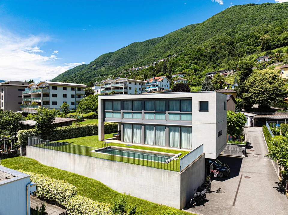 Villa Minusio – Erstwohnsitz mit Toplage in Minusio