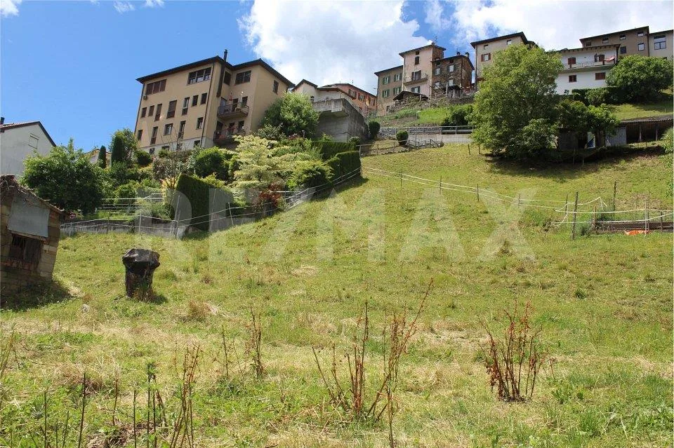 SUPER OFFERTA!! AMPIO TERRENO EDIFICABILE CON VISTA LAGO – Foto 8 von 13