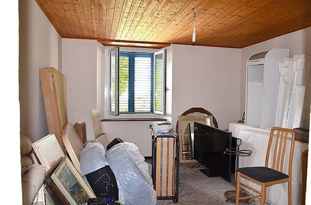 3 1/2-Zimmer-EG-Wohnung mit Garten, sonnig, ruhig, schöne Aussicht/...