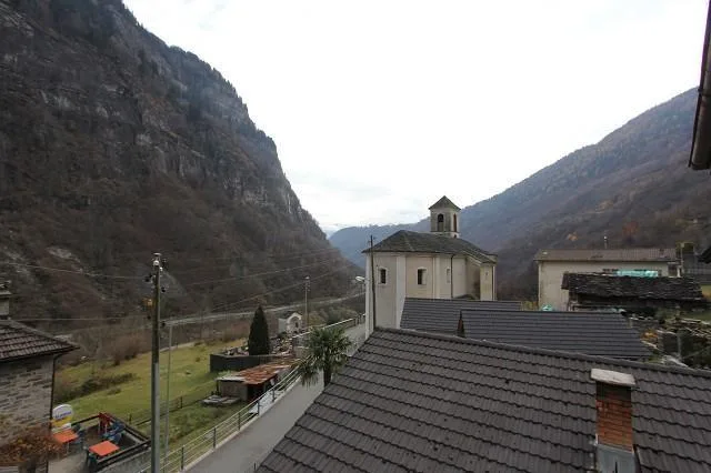 3-Familienhaus mit schöner Aussicht / casa plurifamiliare con tre a... – Foto 10 von 14