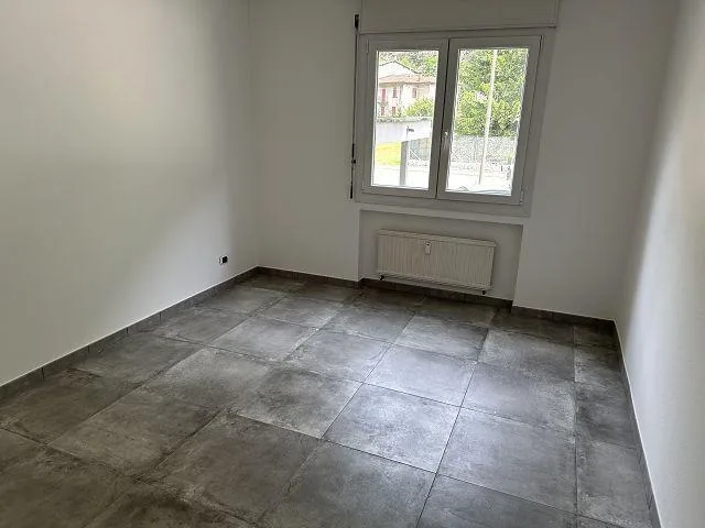 3 1/2-Zimmer-Wohnung im 1. OG / appartamento di 3 1/2 locali nel pr... – Foto 8 von 15