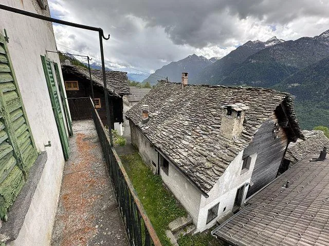 3-Familienhaus an sehr ruhiger, sonniger Aussichtslage / casa di 3 ... – Foto 23 von 29