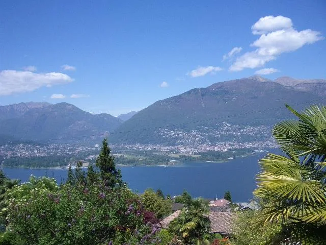 Baulandparzelle in Gambarogno mit herrlicher Aussicht