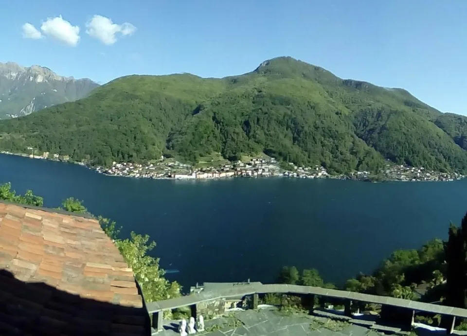 STUPENDA VILLA A MORCOTE - ID 23517