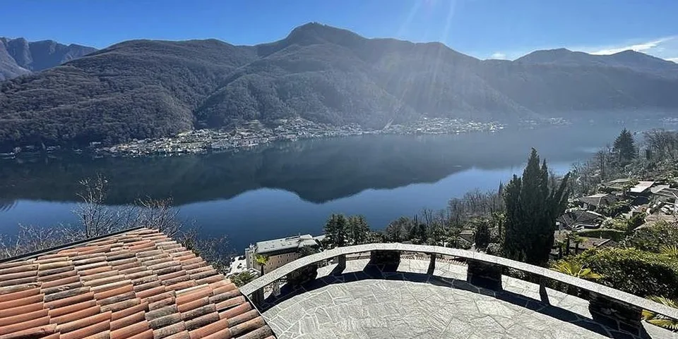 STUPENDA VILLA A MORCOTE - ID 23517