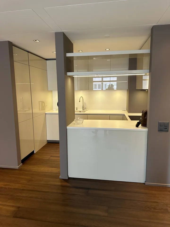 2,5 LOC. CON VISTA LAGO A LUGANO – ID 23374