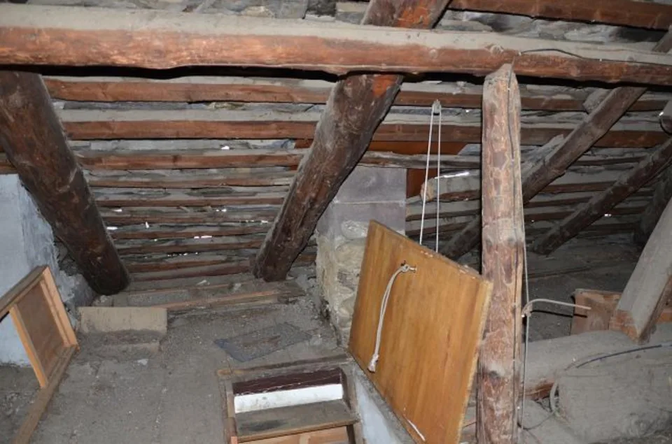 12-Zimmer-Tessinerhaus im Dorfkern zum Renovieren mit Garten / Casa... – Foto 21 von 30