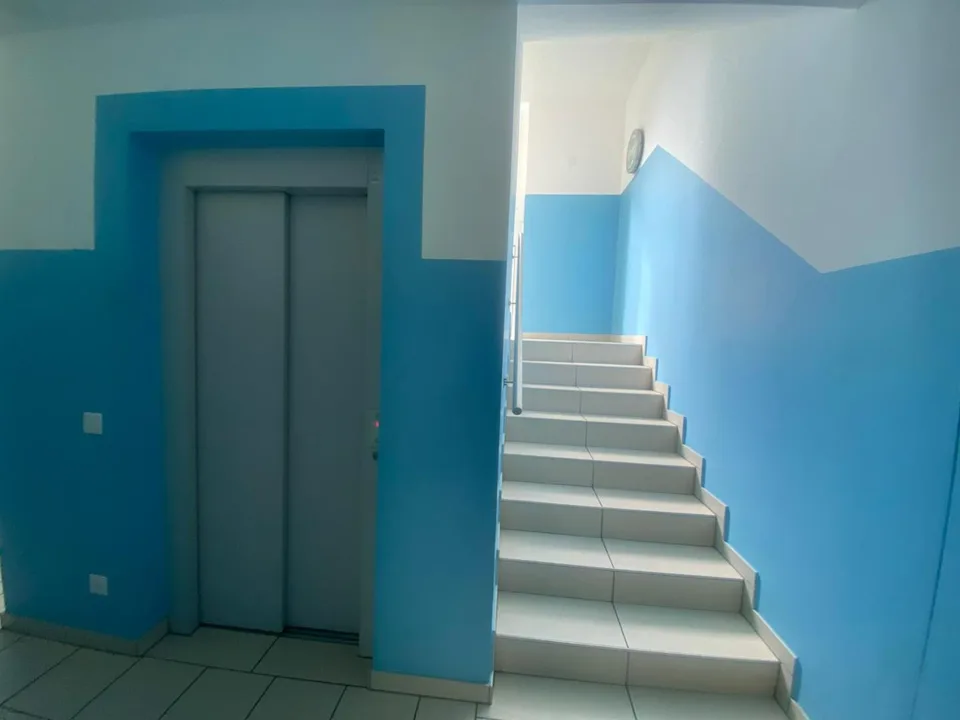 3 1/2-Zimmer-Wohnung im 4. OG / Appartemento di 3 1/2 Viganello ne... – Foto 9 von 13