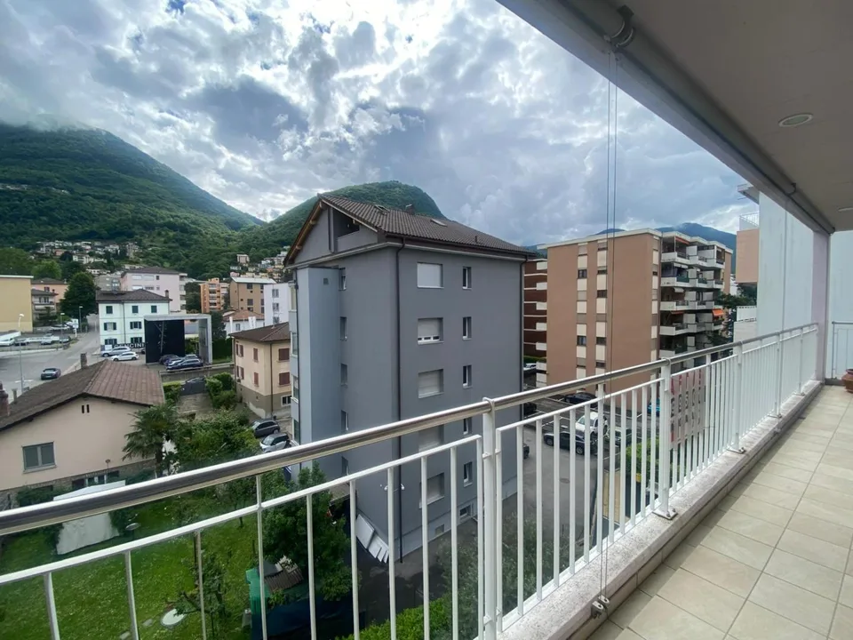 3 1/2-Zimmer-Wohnung im 4. OG / Appartemento di 3 1/2 Viganello ne... – Foto 12 von 13