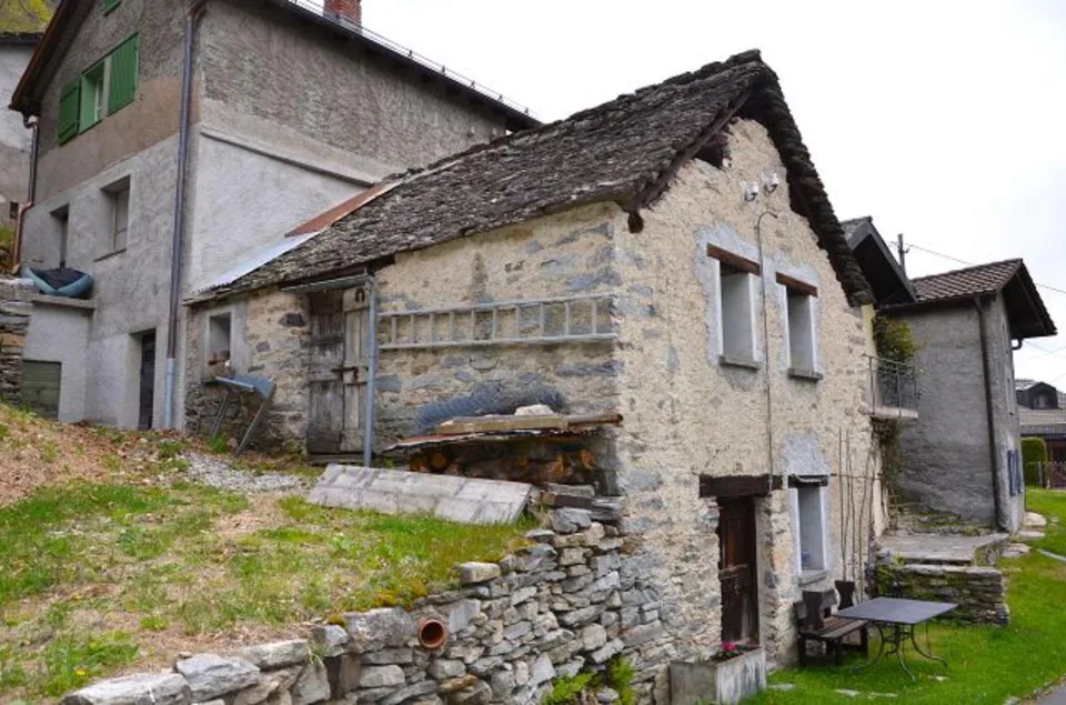 Rustico su 2 piani da ristrutturare con progetto approvato molto so... – Foto 15 von 23