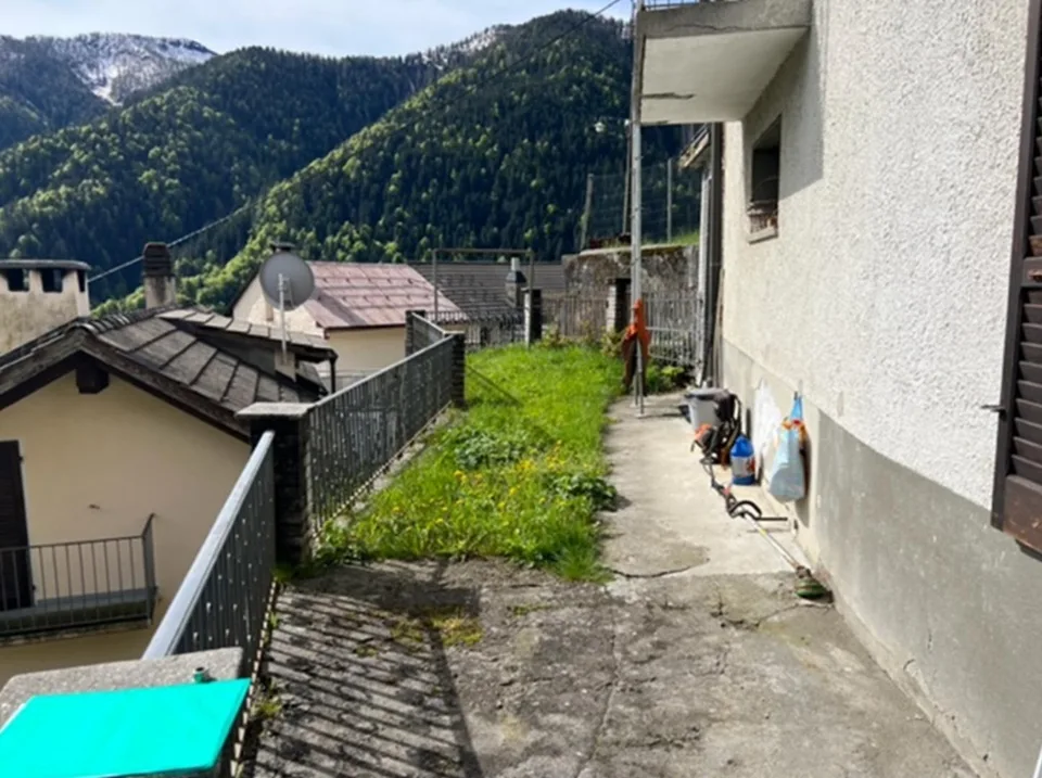 Schön renovierte 2.5 Zimmerwohnung sehr sonnige, ruhige Lage / Bel ... – Foto 6 von 15