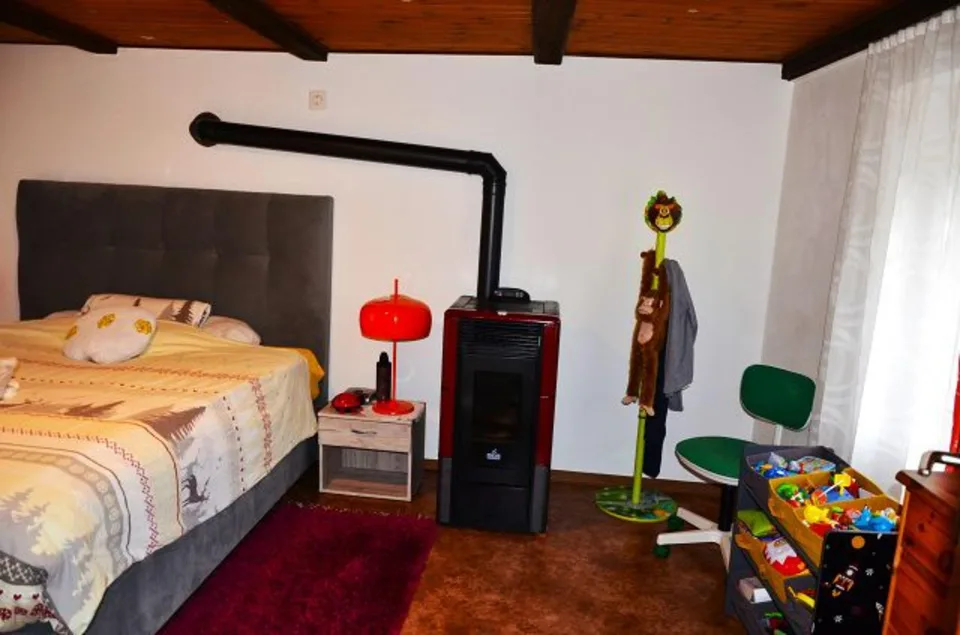 6 1/2 Zimmer-Einfamilienhaus mit grossem Umschwung an sehr ruhiger,... – Foto 14 von 30