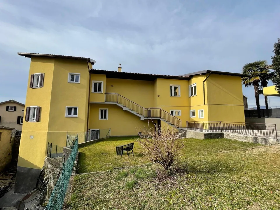 APPARTAMENTI 2.5 E 3.5 COMPLETAMENTE RIATTATI A MORBIO INFER