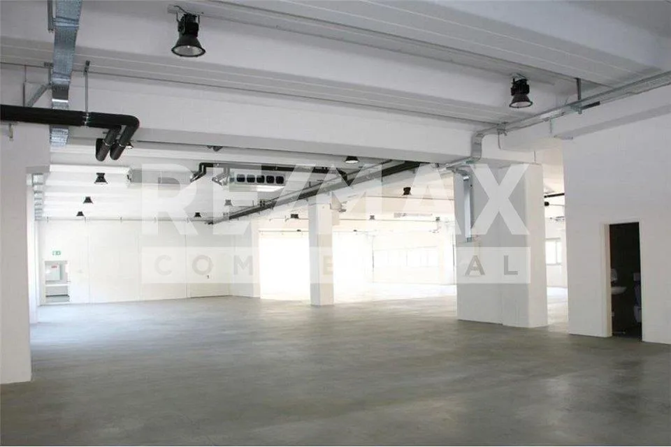 Ampi spazi commerciali nel Centro CAST-CASTIONE – Foto 8 von 13