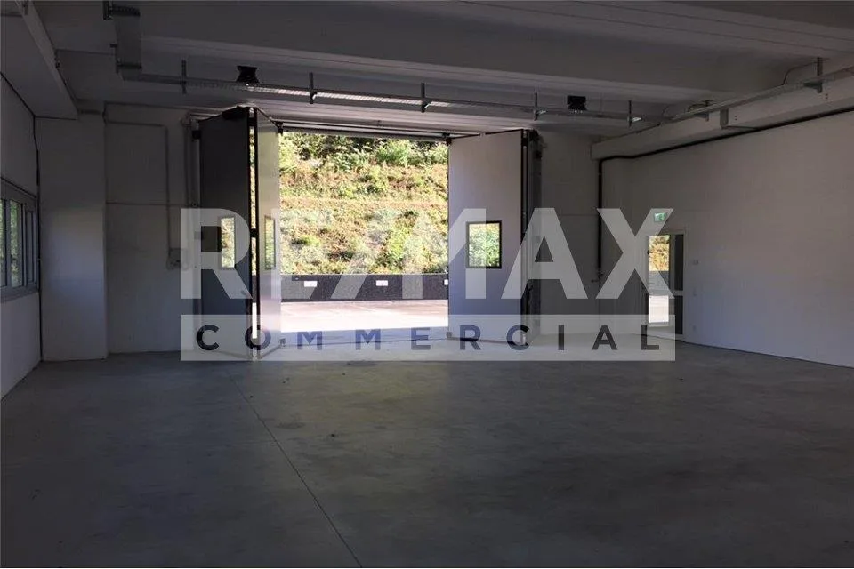 Ampi spazi commerciali nel Centro CAST-CASTIONE – Foto 6 von 13