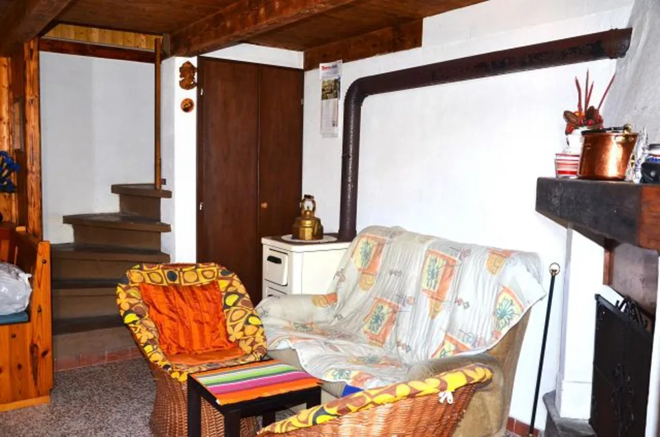3 1/2-Zimmer-Rustico sehr ruhige, sonnige Aussichtslage / Cascina d...