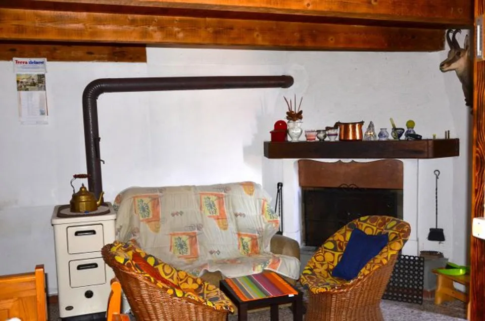 3 1/2-Zimmer-Rustico sehr ruhige, sonnige Aussichtslage / Cascina d...