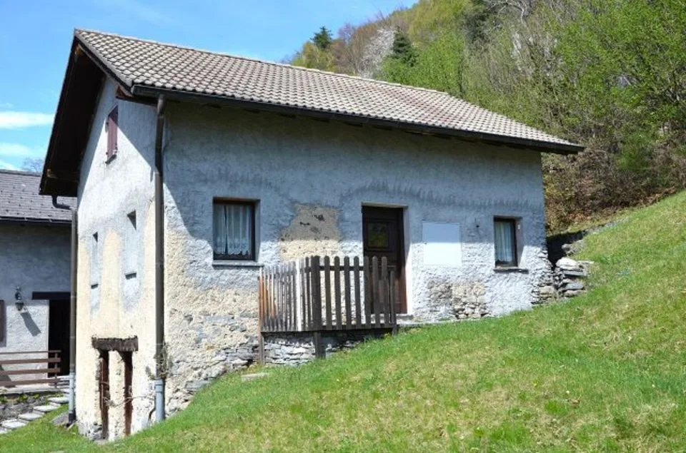 3 1/2-Zimmer-Rustico an sehr ruhiger, sonniger Aussichtslage / Bell... – Foto 27 von 30