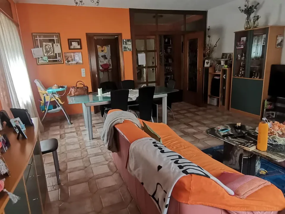 Casa singola di 5 1/2 locali con giardino e patio / 5 1/2-Zimmer-Ei...