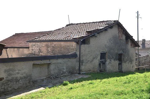 Grande rustico su 2 piani con possibilità di ampliamento molto sole... – Foto 15 von 24