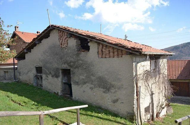 Grande rustico su 2 piani con possibilità di ampliamento molto sole... – Foto 13 von 24