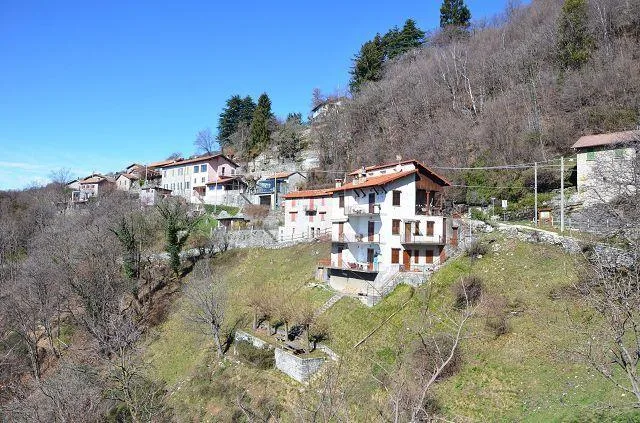 Casa di montagna di 4,5 loc. con giardino con bella vista lago / 4 ... – Foto 23 von 27