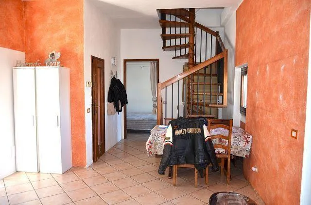 Casa di montagna di 4,5 loc. con giardino con bella vista lago / 4 ...