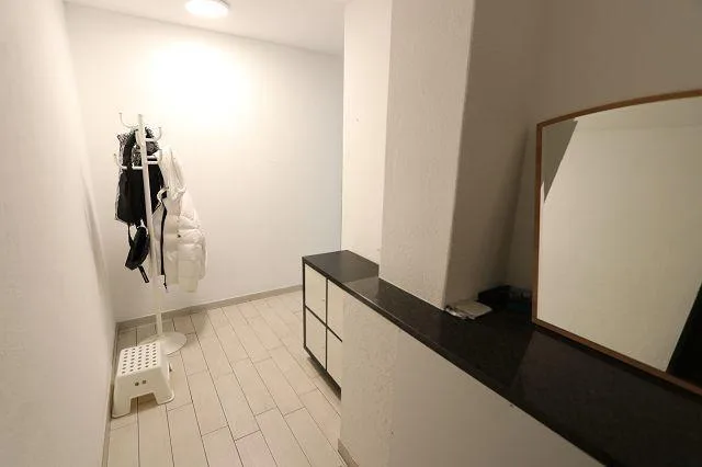 2 1/2-Zimmer-Wohnung im Dachgeschoss / appartamento di 2 1/2 locali... – Foto 10 von 22