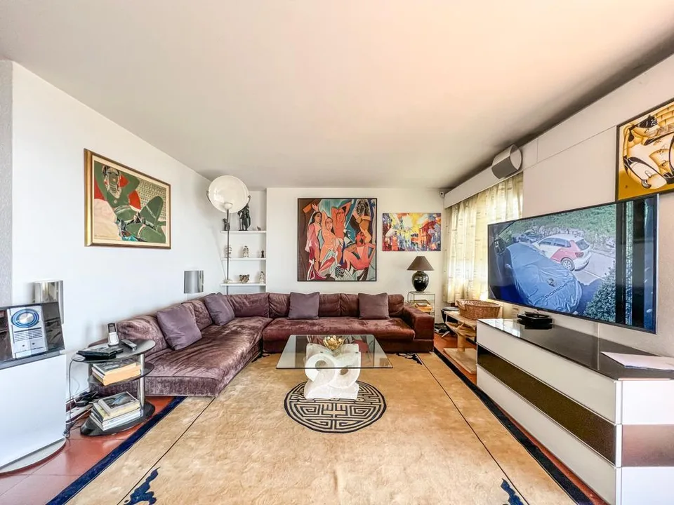 Das perfekte Paradies für Familien: Geräumiges 10,5-Zimmer-Haus in Tremona!