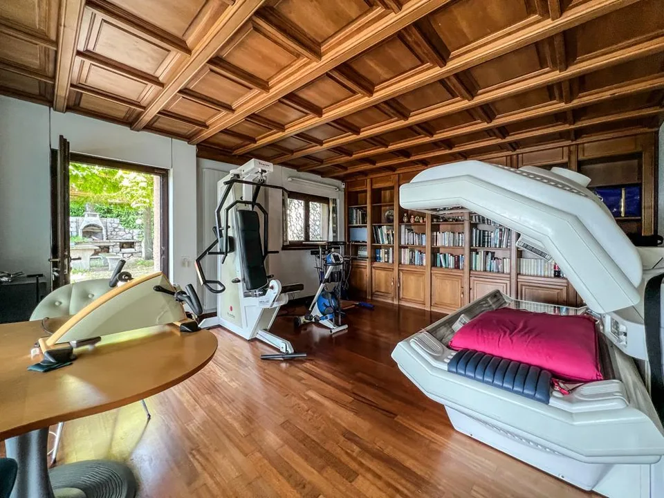 Das perfekte Paradies für Familien: Geräumiges 10,5-Zimmer-Haus in Tremona!