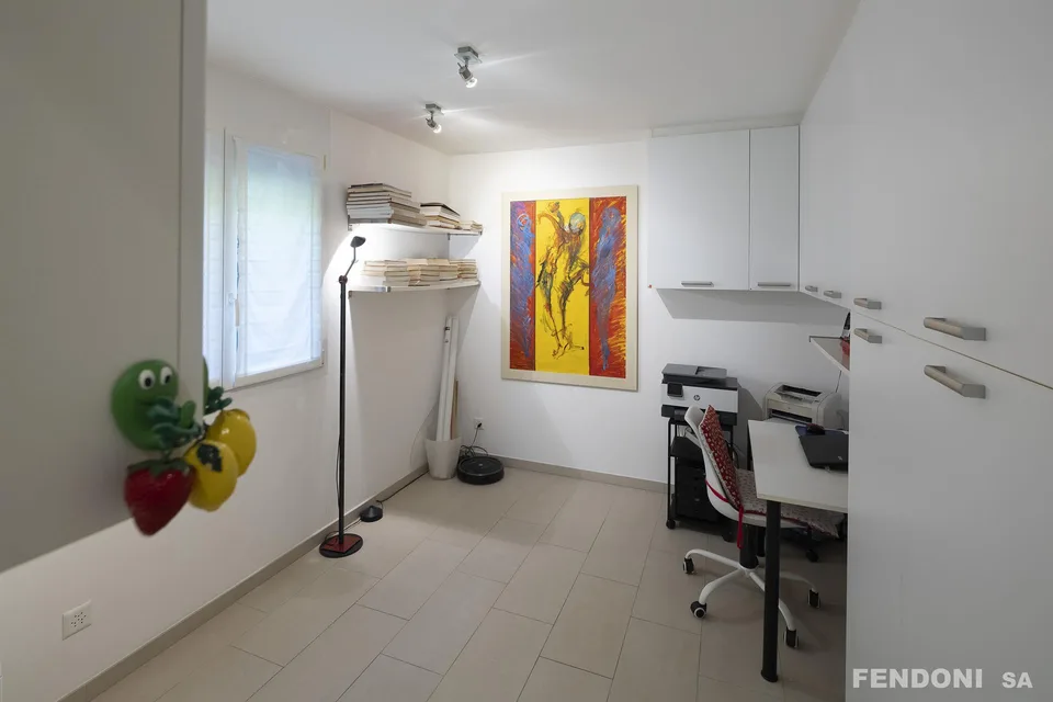 Exklusive und luxuriöse Eigentums-Wohnung mit Seesicht – Foto 16 von 17