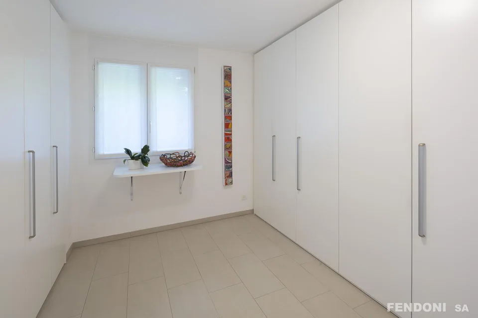 Exklusive und luxuriöse Eigentums-Wohnung mit Seesicht – Foto 14 von 17