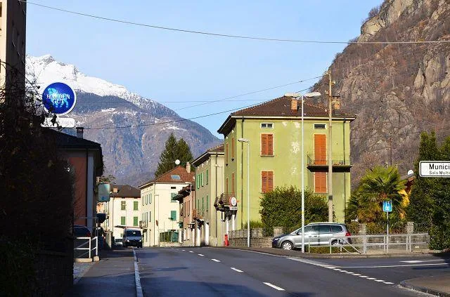 Casa plurifamiliare di 3 app. con garage posizione centrale, solegg... – Foto 20 von 29