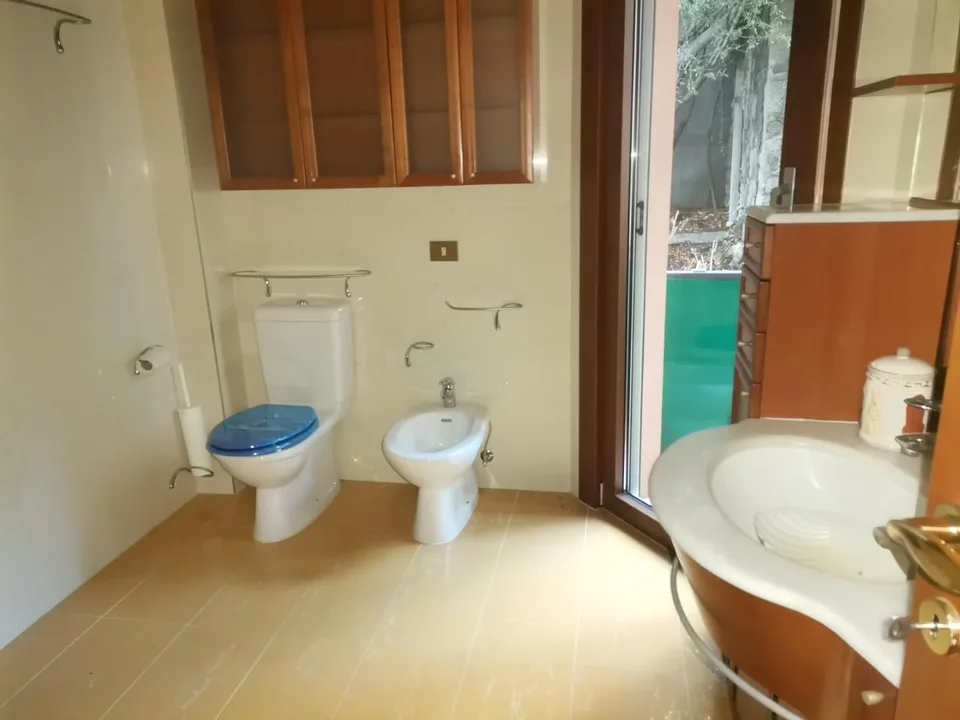3 1/2-Zimmer-Wohnung mit schönem Seeblick in Campione d'Italia / Ap... – Foto 10 von 14