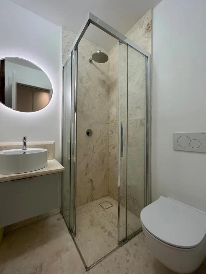2.5 Zimmer Gartenwohnung mit grosser Terrasse /appartamento di 2.5 ... – Foto 8 von 15