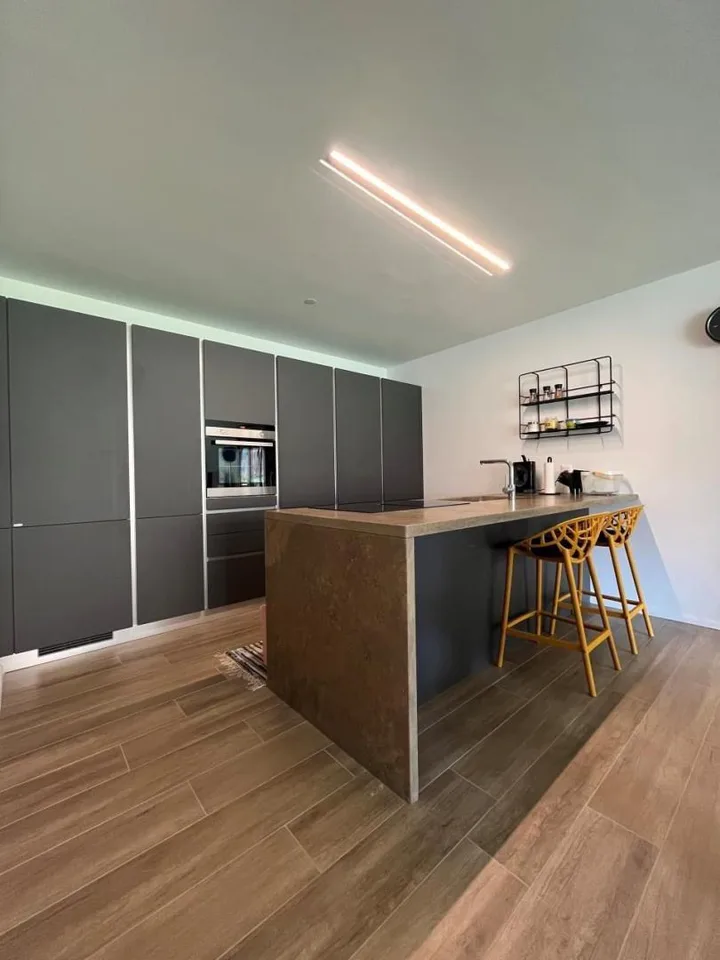 2.5 Zimmer Gartenwohnung mit grosser Terrasse /appartamento di 2.5 ...