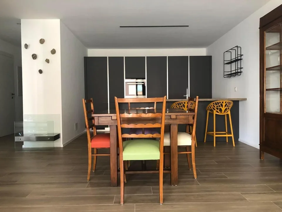 2.5 Zimmer Gartenwohnung mit grosser Terrasse /appartamento di 2.5 ...
