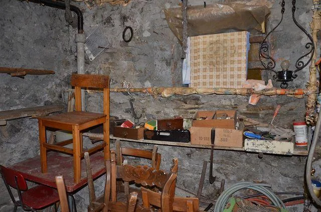 6 1/2-Zimmer-Haus mit Grotto und Garten, sonnig, ruhig, schöne Auss... – Foto 17 von 30