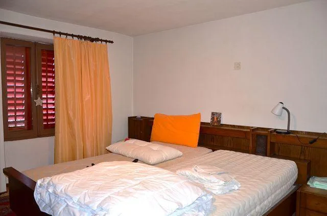 6 1/2-Zimmer-Haus mit Grotto und Garten, sonnig, ruhig, schöne Auss... – Foto 9 von 30