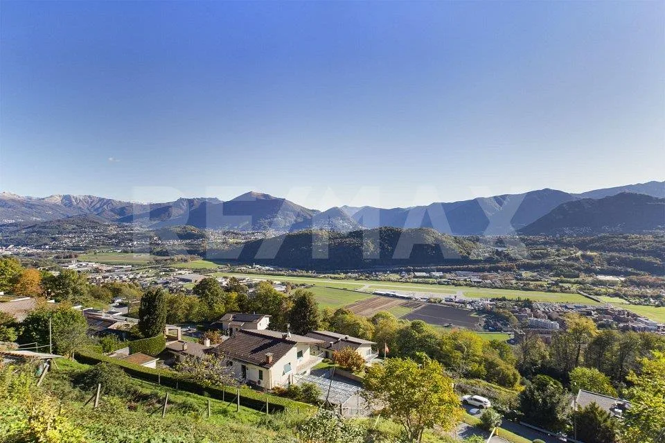 Terreno con progetto edilizio approvato con splendida vista lago e ... – Foto 6 von 13