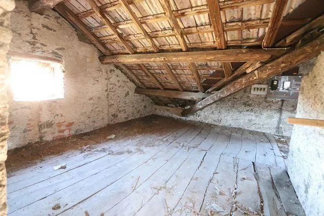 7 1/2-Zimmer-Landhaus an herrlicher Aussichtslage und 3-Zimmer-Rust... – foto 18 di 29