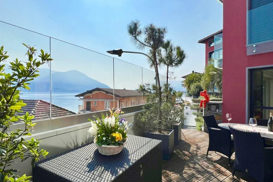 Luxuriöse 2,5 Zimmerwohnung in direkter Seenähe – Foto 20 von 28