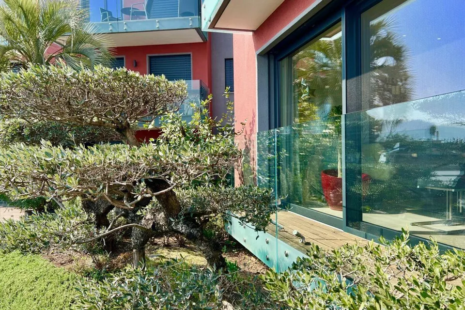 Luxuriöse 2,5 Zimmerwohnung in direkter Seenähe – Foto 14 von 28