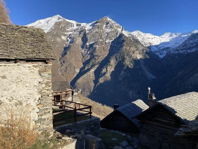 Dorfrustico zum Ausbauen an sehr ruhiger, sonniger Aussichtslage / ... – Foto 14 von 20