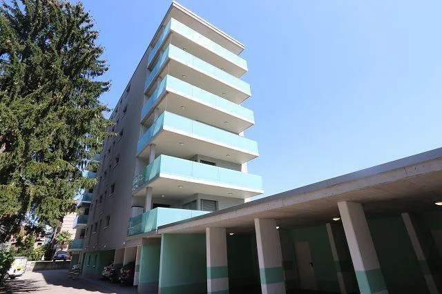 4 1/2-Zimmer-Wohnung im 4. OG an ruhiger, sonniger Aussichslage / a...
