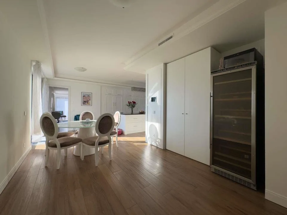Villa ultramoderna vicino al TASIS – Foto 13 von 13