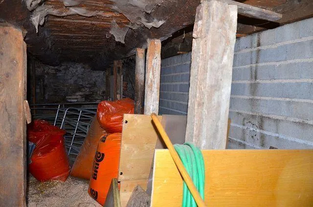 Rustico nel nucleo con possibilità di ampliamento e piccolo terreno...